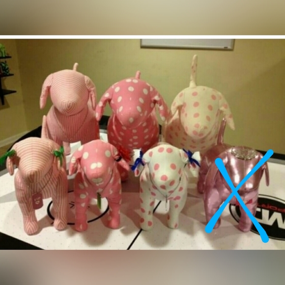 ISO Medium/Large VS PINK plush display dogs NFS - Picture 2 of 6